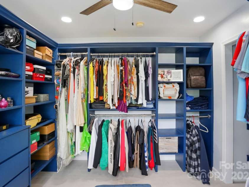 8833 Cavonnier Lane, Charlotte, NC 28216.  MLS# CAR4254092, YatesRealty ID 15858. Built-in custom closet