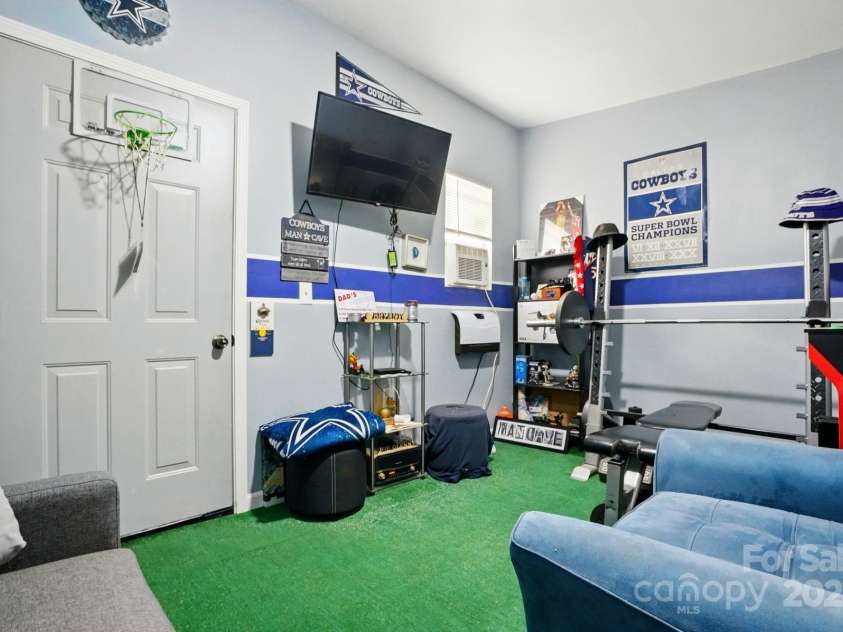 8833 Cavonnier Lane, Charlotte, NC 28216.  MLS# CAR4254092, YatesRealty ID 15858. Wall unit for heat, Window unit for a/c