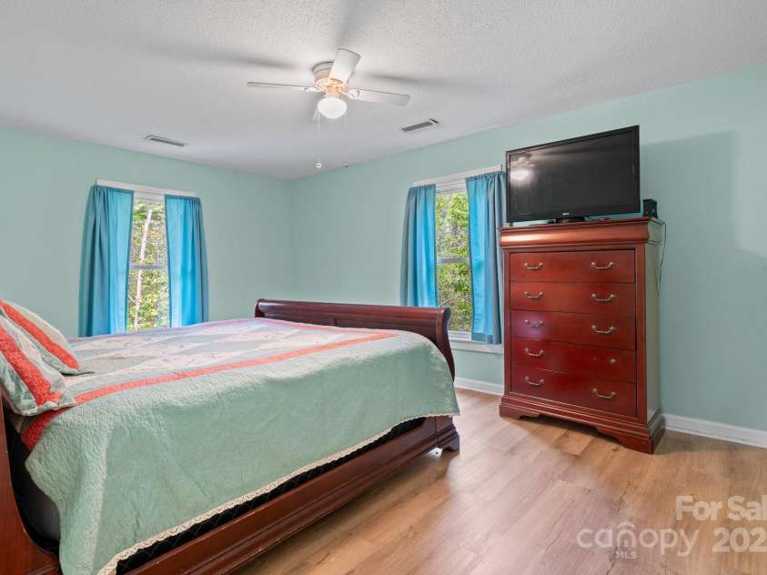 1040 Orchard Street, Valdese, NC 28690.  MLS# CAR4246537, YatesRealty ID 15859. 
