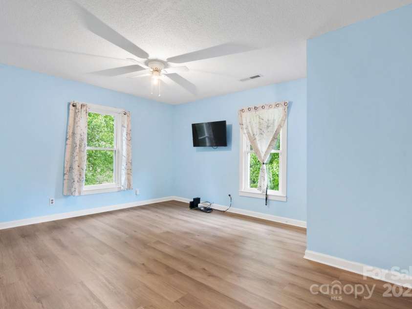 1040 Orchard Street, Valdese, NC 28690.  MLS# CAR4246537, YatesRealty ID 15859. 