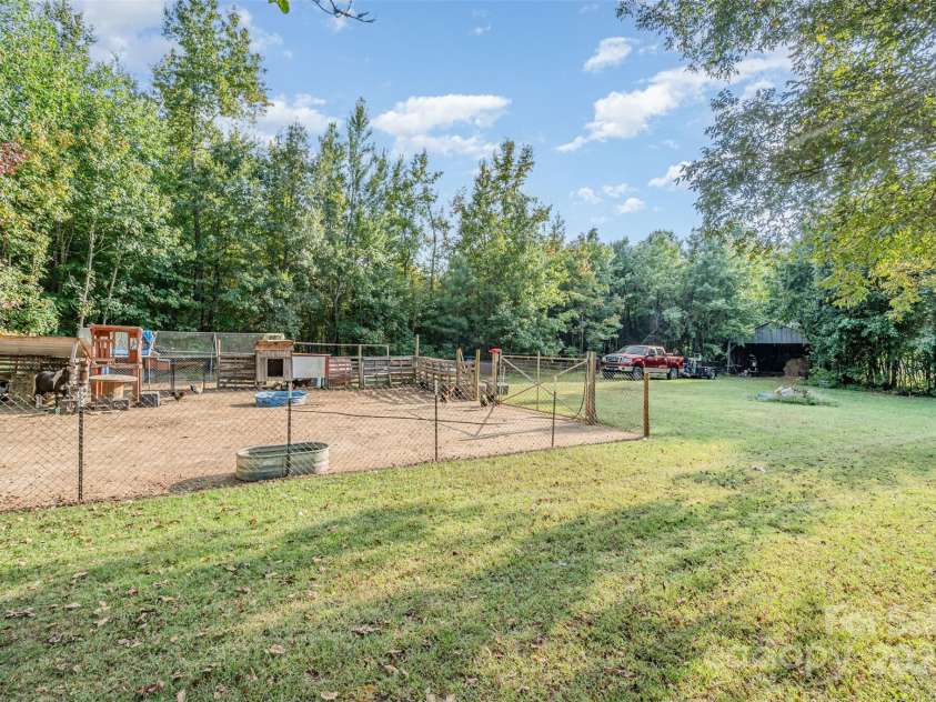 2135 Nc 152 Highway, China Grove, NC 28023.  MLS# CAR4305909, YatesRealty ID 1586. 