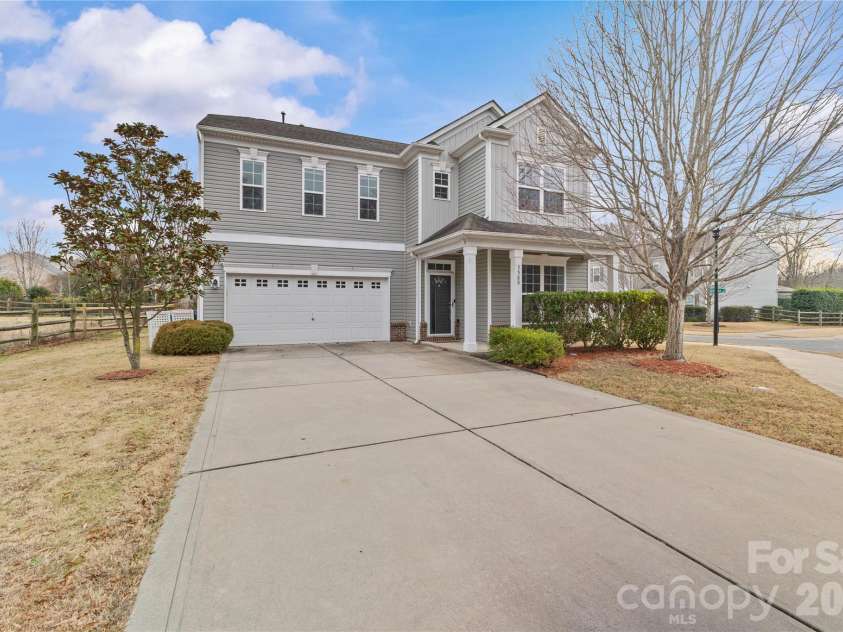 3500 Exbury Gardens Drive, Waxhaw, NC 28173.  MLS# CAR4333228, YatesRealty ID 1586. 