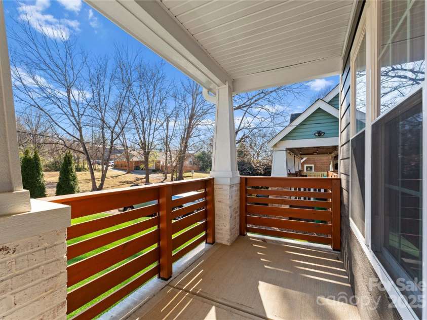 212 Bacon Avenue, Charlotte, NC 28208.  MLS# CAR4218229, YatesRealty ID 15860. 