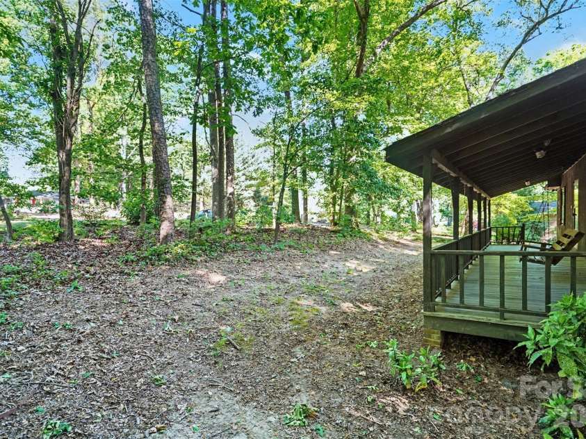 5921 Senconee Road, Matthews, NC 28104.  MLS# CAR4372440, YatesRealty ID 15862. 