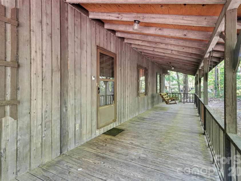 5921 Senconee Road, Matthews, NC 28104.  MLS# CAR4372440, YatesRealty ID 15862. 