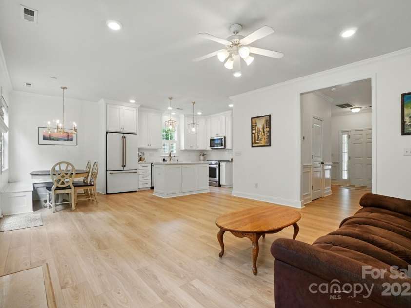 9856 Caldwell Depot Road, Cornelius, NC 28031.  MLS# CAR4262893, YatesRealty ID 15863. 