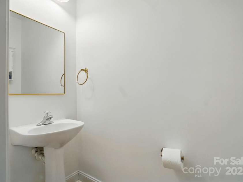 9856 Caldwell Depot Road, Cornelius, NC 28031.  MLS# CAR4262893, YatesRealty ID 15863. 