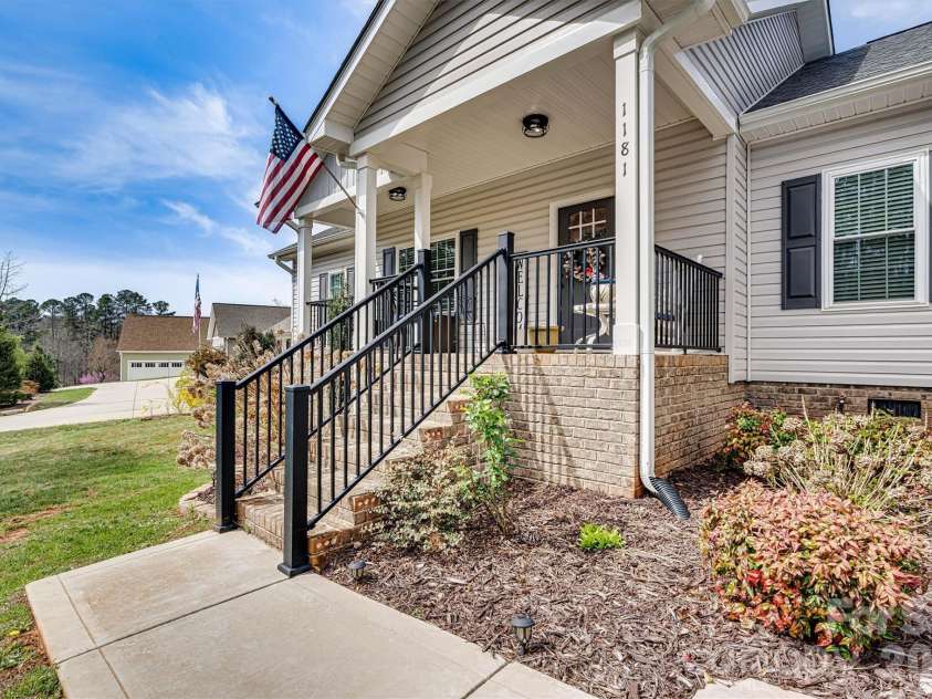 1181 Kensington Circle, Newton, NC 28658.  MLS# CAR4361179, YatesRealty ID 15864. 