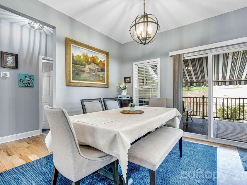 1181 Kensington Circle, Newton, NC 28658.  MLS# CAR4361179, YatesRealty ID 15864. 