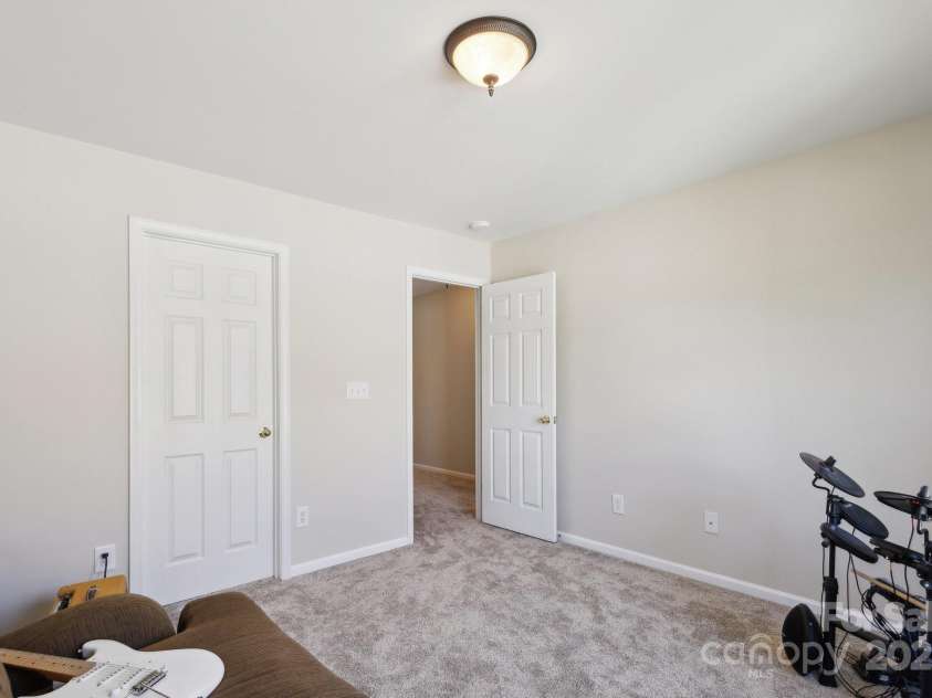221 Sycamore Creek Road, Fort Mill, SC 29708.  MLS# CAR4246915, YatesRealty ID 15865. 