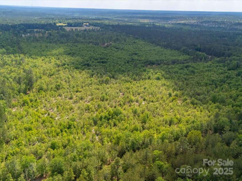 2675 Andrews Circle, Aiken, SC 29803.  MLS# CAR4259984, YatesRealty ID 15866. 