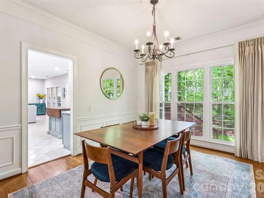 5719 Swanston Drive, Charlotte, NC 28269.  MLS# CAR4363976, YatesRealty ID 15867. 