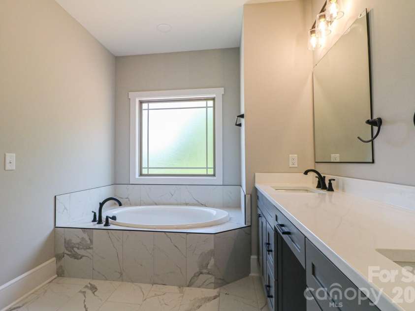 1070 Castle Mill Lane, Salisbury, NC 28145.  MLS# CAR4275471, YatesRealty ID 15868. 