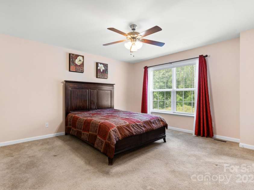 125 Carter Lane, Statesville, NC 28625.  MLS# CAR4257538, YatesRealty ID 15868. 