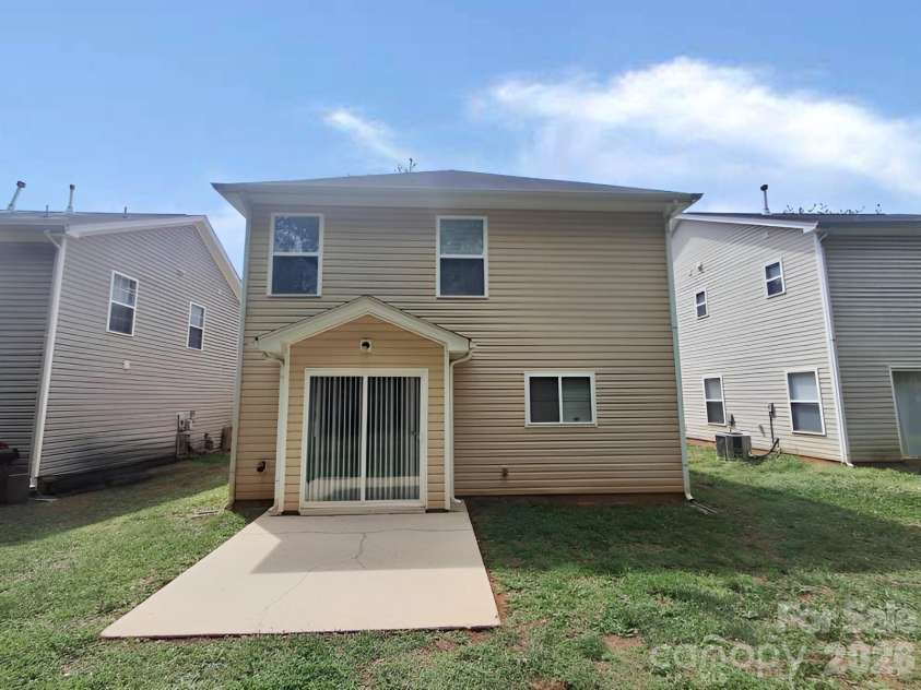 10242 Hugue Way, Charlotte, NC 28214.  MLS# CAR4372346, YatesRealty ID 15869. Exterior Back