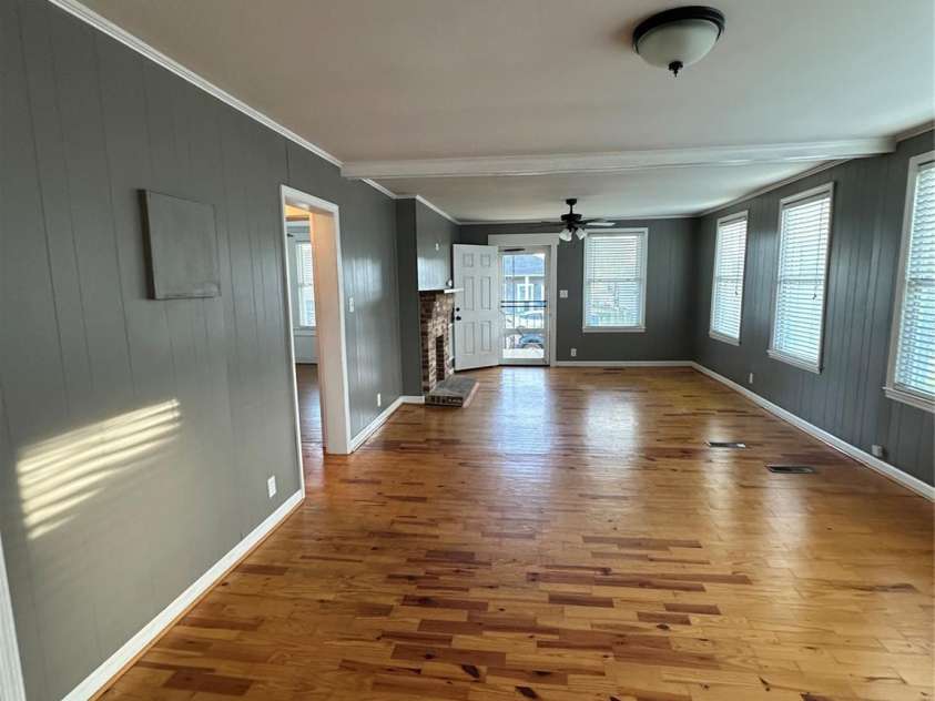 36 Maple Avenue, Gastonia, NC 28054.  MLS# CAR4248577, YatesRealty ID 15869. 