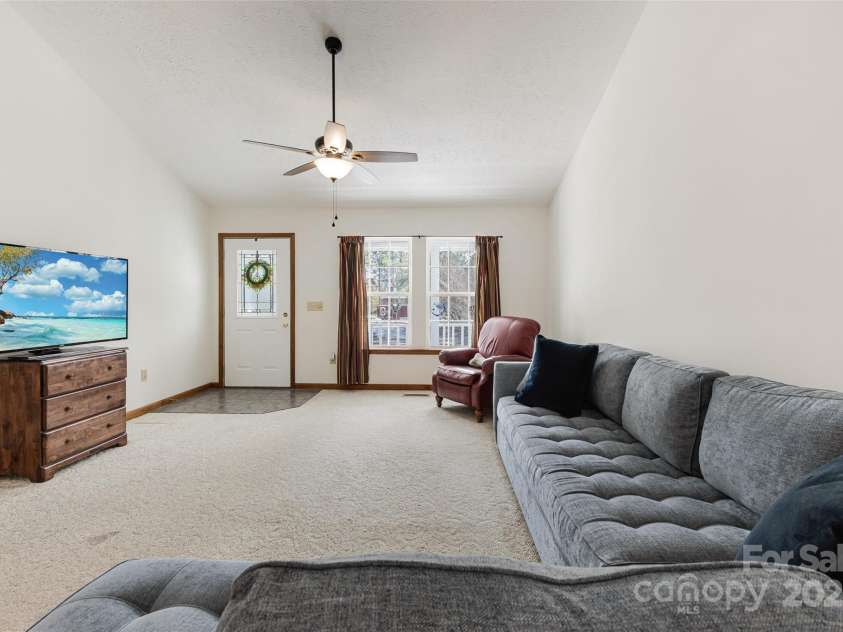 1393 Grace Road, Boiling Spring Lakes, NC 28461.  MLS# CAR4228902, YatesRealty ID 1587. 