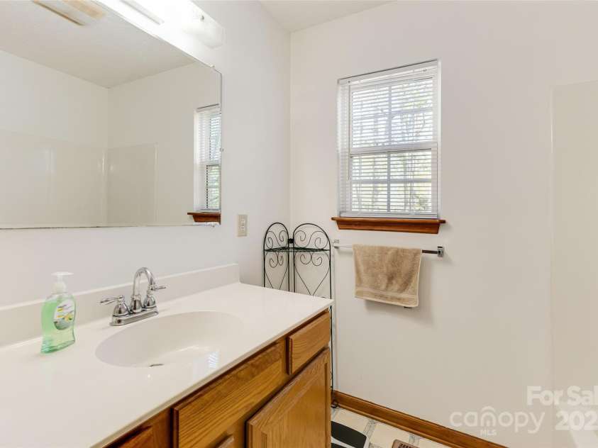 1393 Grace Road, Boiling Spring Lakes, NC 28461.  MLS# CAR4228902, YatesRealty ID 1587. 