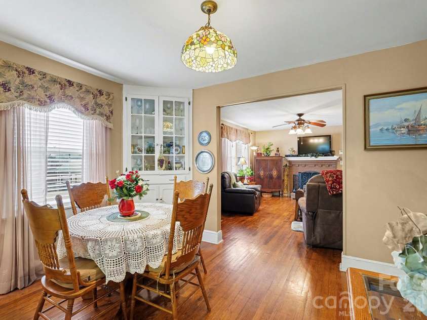 103 Westover Avenue, Kannapolis, NC 28081.  MLS# CAR4329261, YatesRealty ID 15871. 