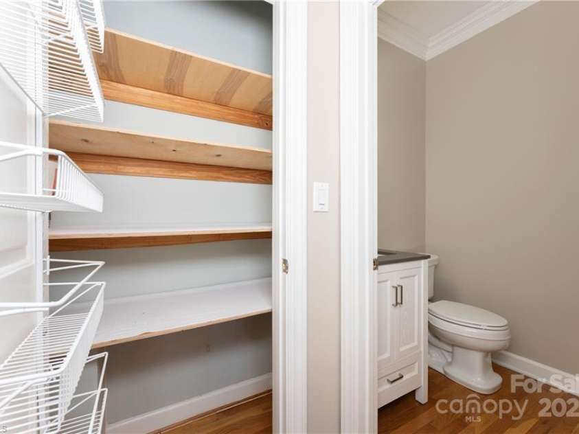 1851 Waterford Pointe Road, Lexington, NC 27292.  MLS# CAR4322245, YatesRealty ID 15872. 