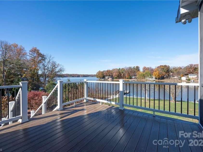 1851 Waterford Pointe Road, Lexington, NC 27292.  MLS# CAR4322245, YatesRealty ID 15872. 