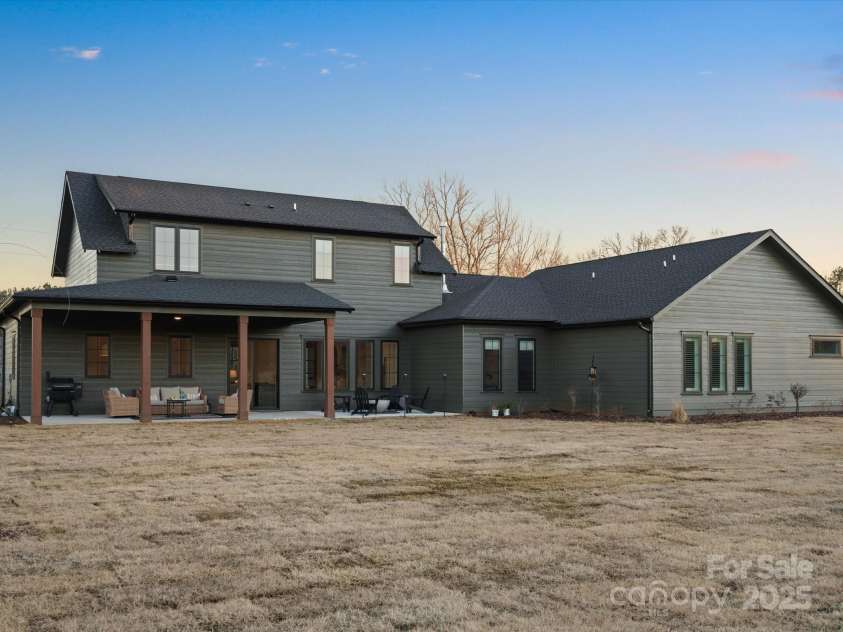 2370 Bridgewater Road, Rock Hill, SC 29730.  MLS# CAR4256756, YatesRealty ID 15873. 