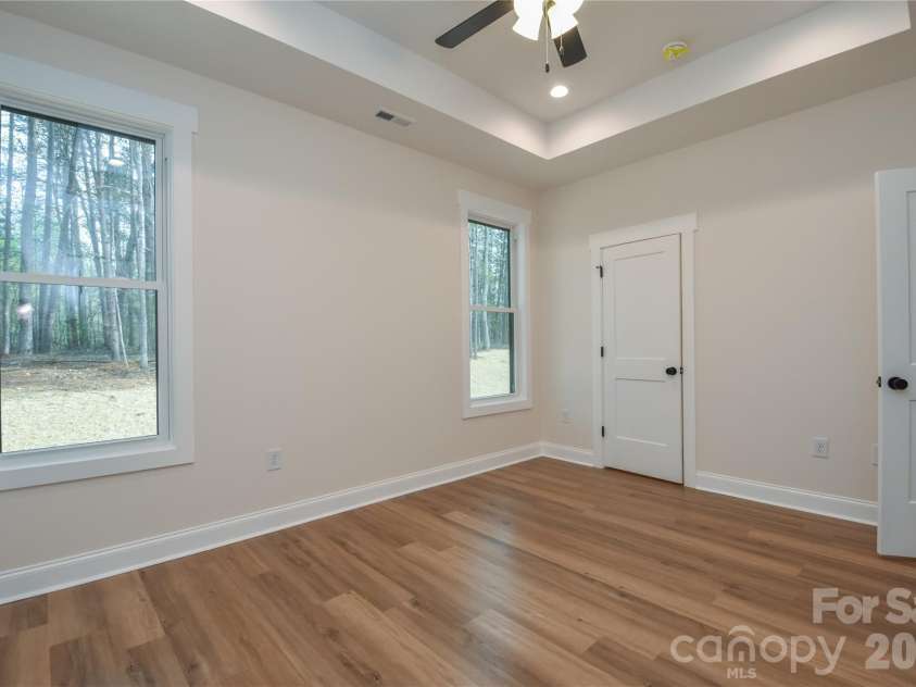1524 Conestoga Crossing, Catawba, NC 28609.  MLS# CAR4367371, YatesRealty ID 15874. 