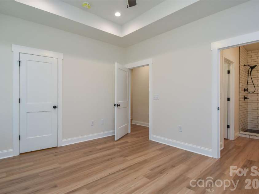 1524 Conestoga Crossing, Catawba, NC 28609.  MLS# CAR4367371, YatesRealty ID 15874. 