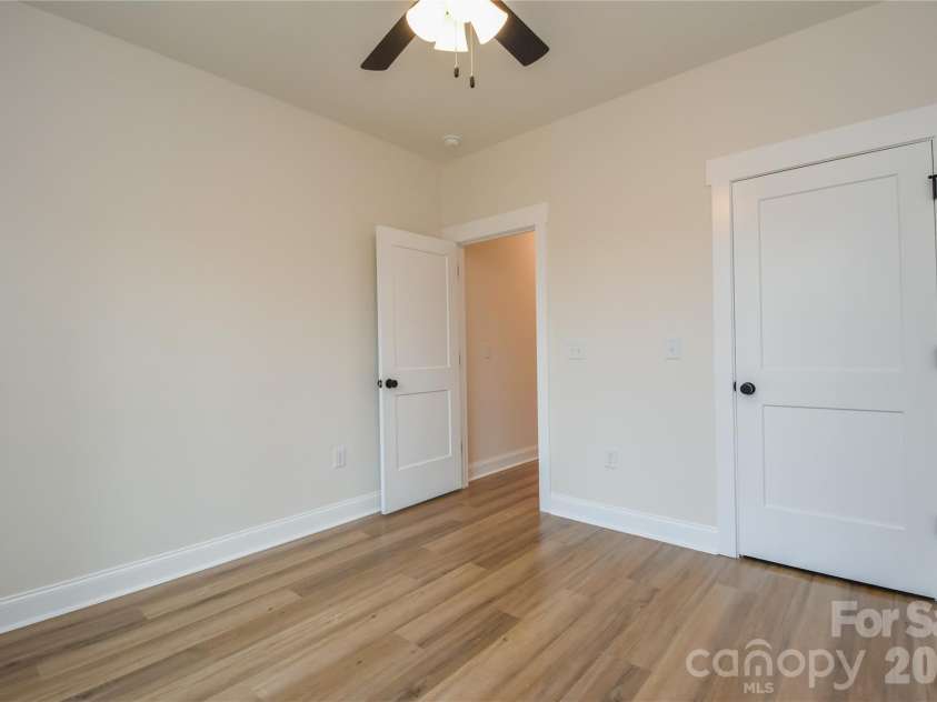 1524 Conestoga Crossing, Catawba, NC 28609.  MLS# CAR4367371, YatesRealty ID 15874. 