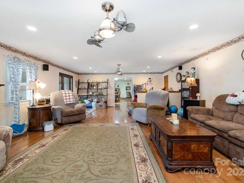 907 Sikes Mill Road, Monroe, NC 28110.  MLS# CAR4256950, YatesRealty ID 15874. 