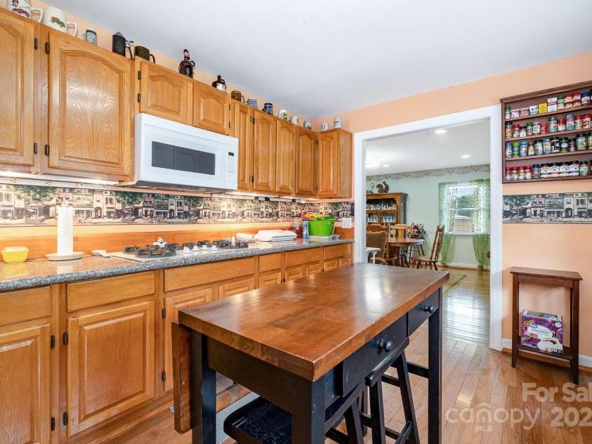 907 Sikes Mill Road, Monroe, NC 28110.  MLS# CAR4256950, YatesRealty ID 15874. 