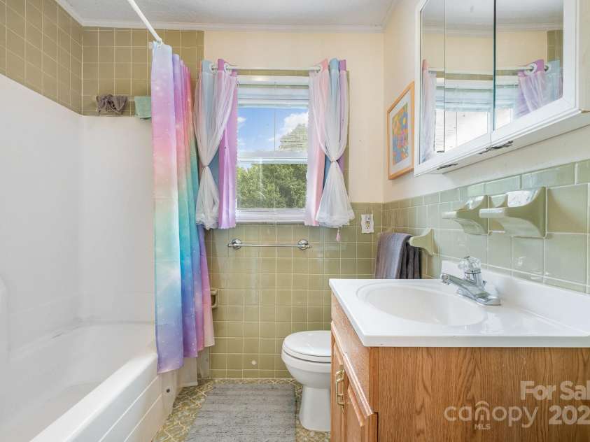 907 Sikes Mill Road, Monroe, NC 28110.  MLS# CAR4256950, YatesRealty ID 15874. 