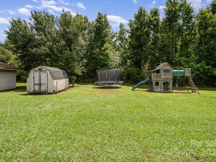 907 Sikes Mill Road, Monroe, NC 28110.  MLS# CAR4256950, YatesRealty ID 15874. 