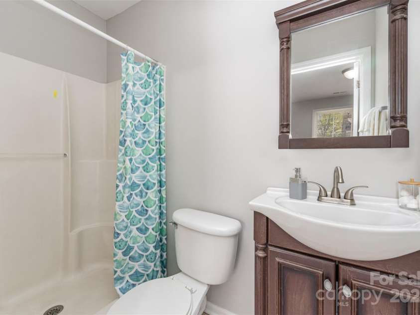 201 Tuckaseege Road, Mount Holly, NC 28120.  MLS# CAR4235092, YatesRealty ID 15875. 