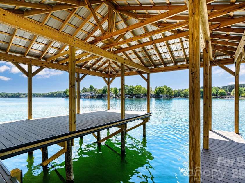 4202 54th Avenue, Hickory, NC 28601.  MLS# CAR4365981, YatesRealty ID 15875. Focused Stationary Dock with Composite Decking View 