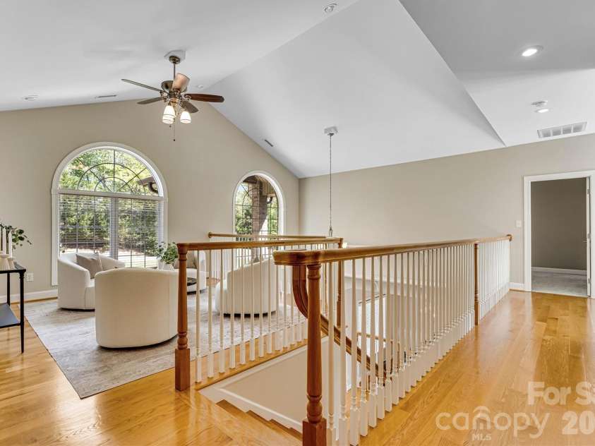 4202 54th Avenue, Hickory, NC 28601.  MLS# CAR4365981, YatesRealty ID 15875. Upper-Level Sitting Area/Landing View 