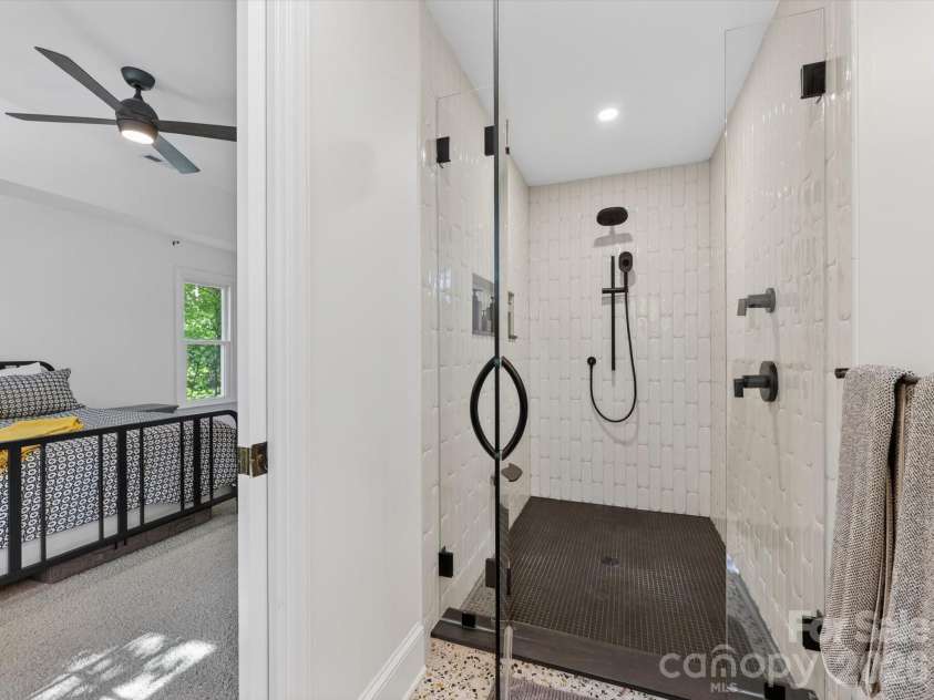 1036 Gateshead Lane, Matthews, NC 28105.  MLS# CAR4369272, YatesRealty ID 15877. 