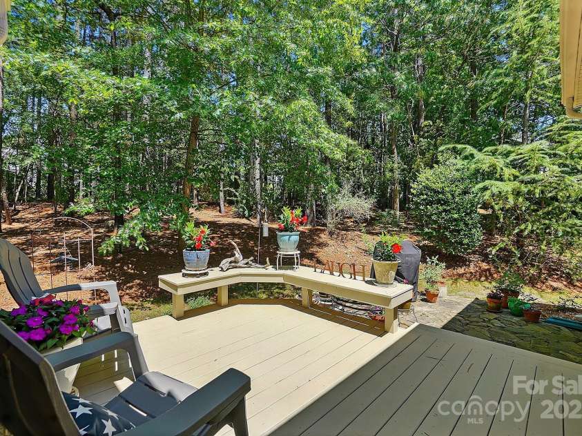 129 Willow Tree Lane, Mount Holly, NC 28120.  MLS# CAR4254840, YatesRealty ID 15877. 