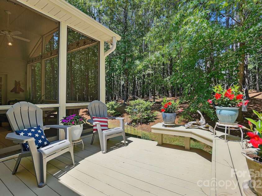 129 Willow Tree Lane, Mount Holly, NC 28120.  MLS# CAR4254840, YatesRealty ID 15877. 