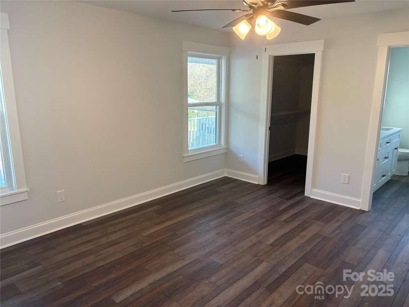 2203 Florida Avenue, Kannapolis, NC 28083.  MLS# CAR4323017, YatesRealty ID 15878. 