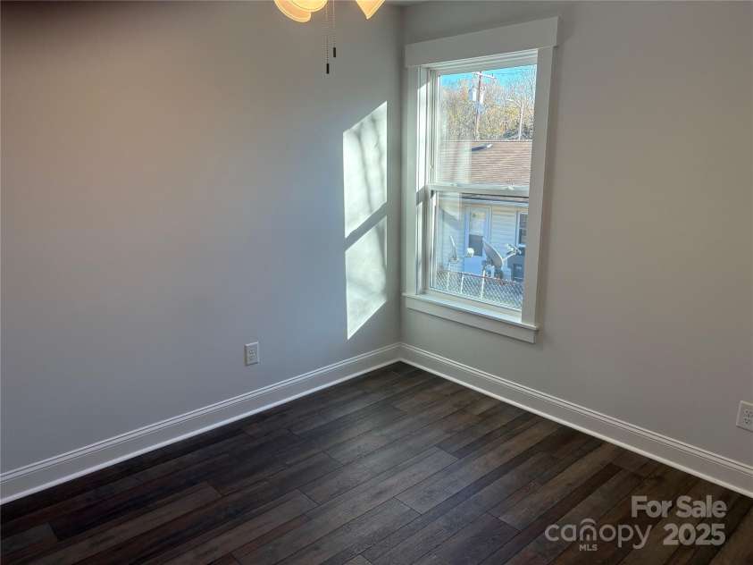 2203 Florida Avenue, Kannapolis, NC 28083.  MLS# CAR4323017, YatesRealty ID 15878. 