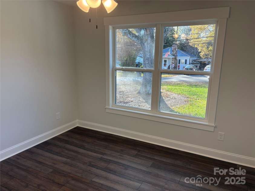 2203 Florida Avenue, Kannapolis, NC 28083.  MLS# CAR4323017, YatesRealty ID 15878. 