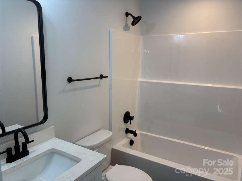 2203 Florida Avenue, Kannapolis, NC 28083.  MLS# CAR4323017, YatesRealty ID 15878. 