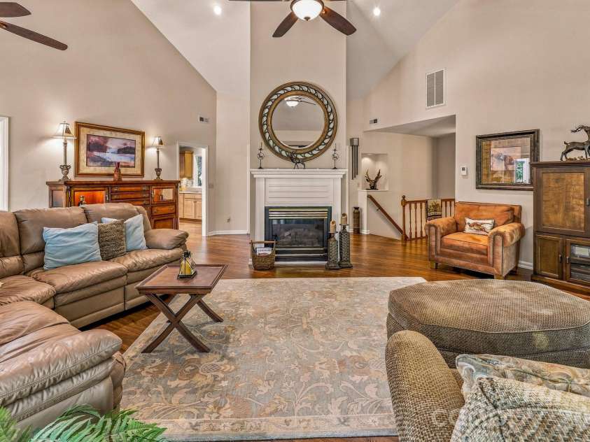 193 Downing Place, Lake Lure, NC 28746.  MLS# CAR4410105, YatesRealty ID 1588. 