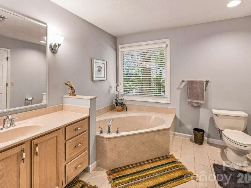 193 Downing Place, Lake Lure, NC 28746.  MLS# CAR4410105, YatesRealty ID 1588. 