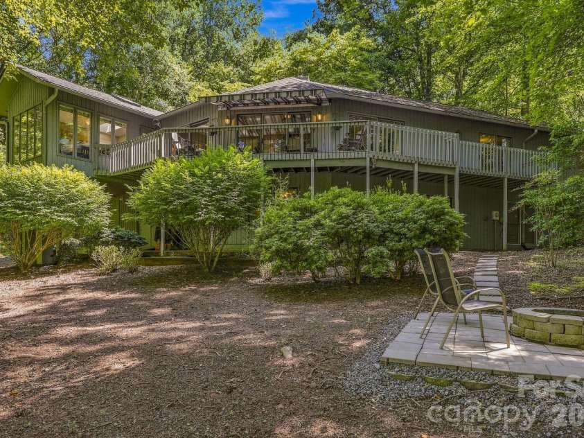 193 Downing Place, Lake Lure, NC 28746.  MLS# CAR4410105, YatesRealty ID 1588. 