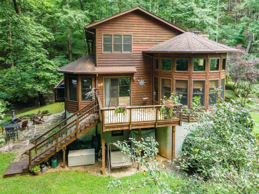 33 Cammies Way, Old Fort, NC 28762.  MLS# CAR4222997, YatesRealty ID 1588. 