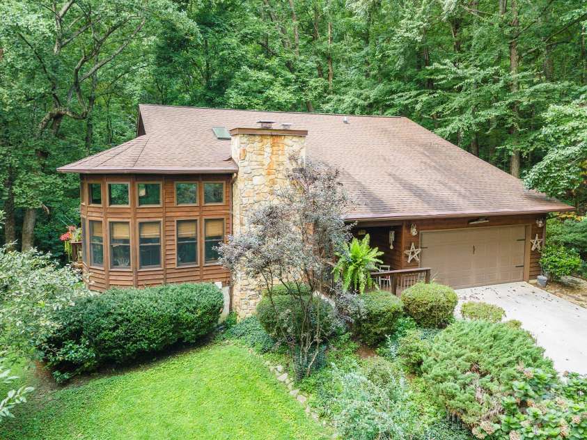 33 Cammies Way, Old Fort, NC 28762.  MLS# CAR4222997, YatesRealty ID 1588. 