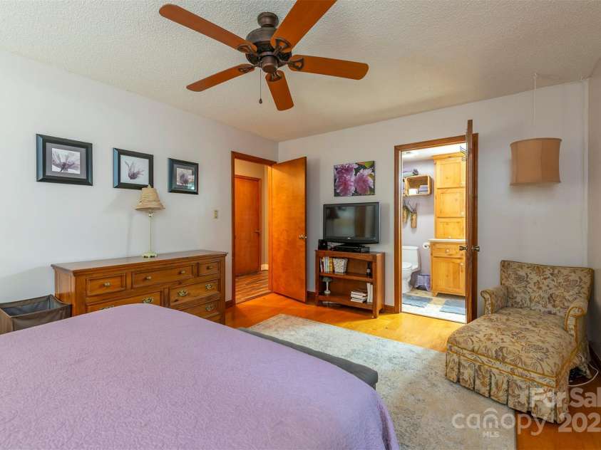 33 Cammies Way, Old Fort, NC 28762.  MLS# CAR4222997, YatesRealty ID 1588. 