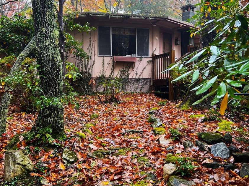 576 Faraway Hill, Lake Toxaway, NC 28747.  MLS# CAR4324985, YatesRealty ID 1588. Front Elevation